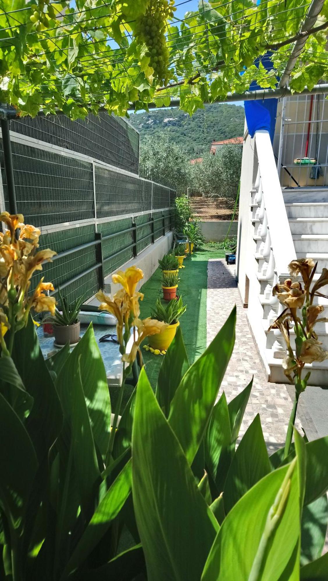Apartament Christina'S House Nea Iraklitsa Zewnętrze zdjęcie