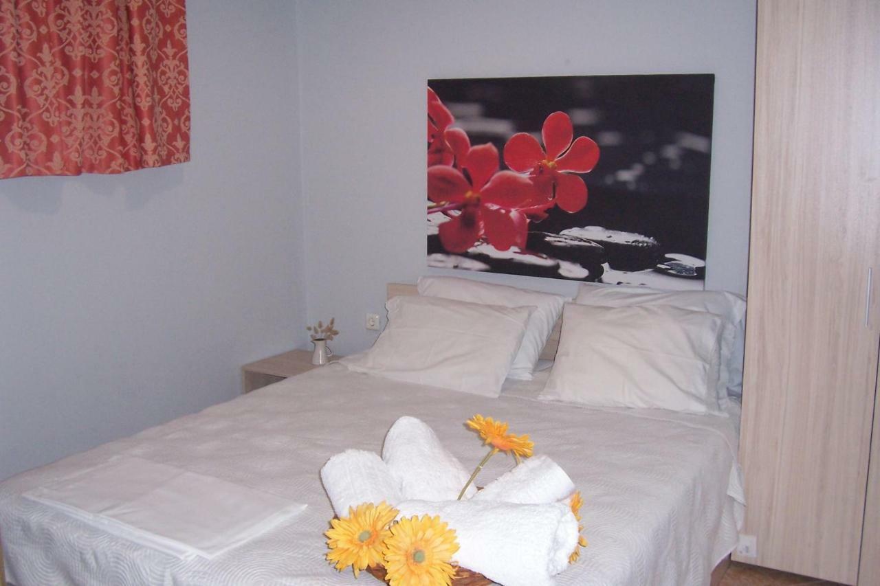 Apartament Christina'S House Nea Iraklitsa Zewnętrze zdjęcie