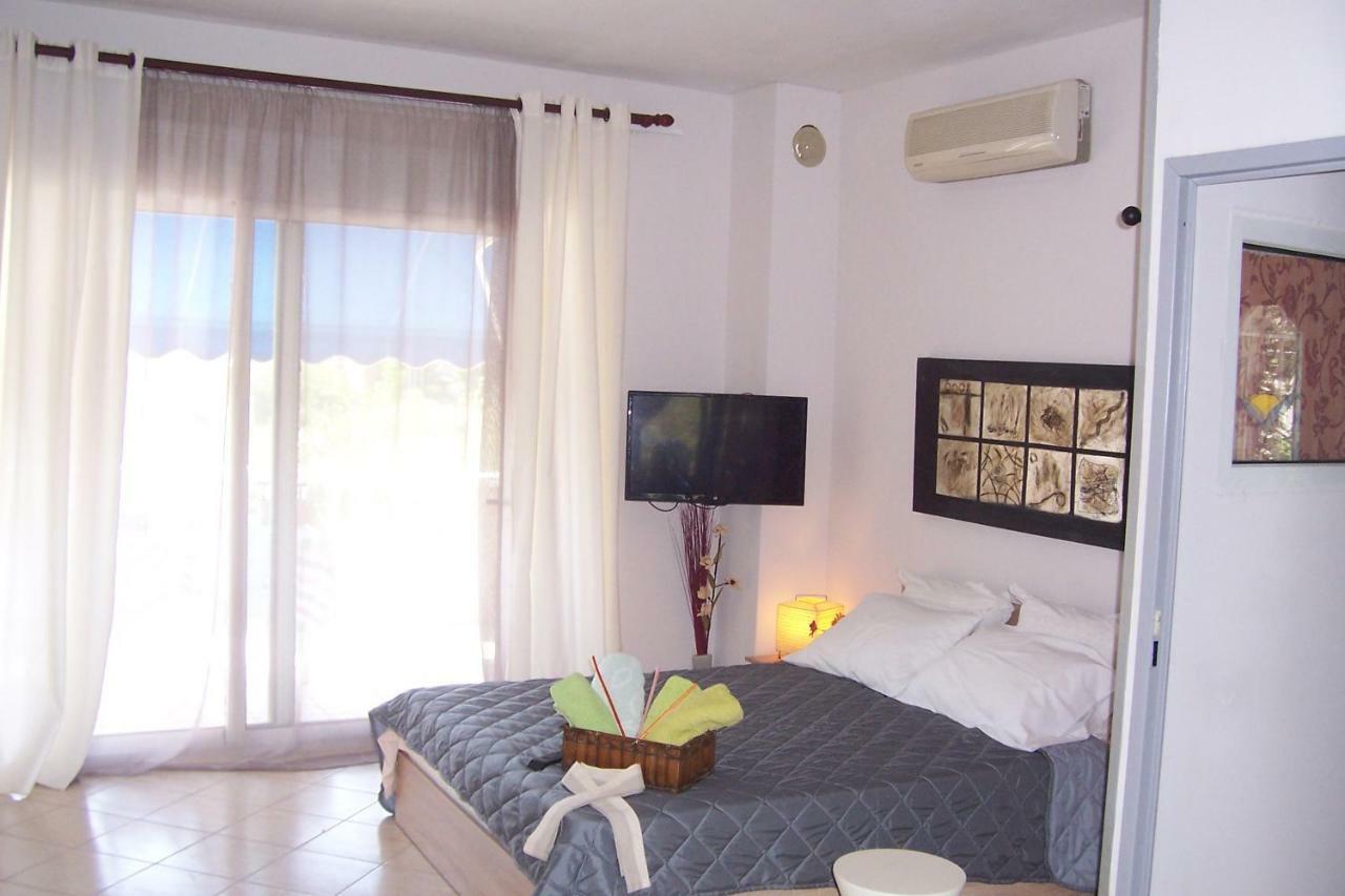Apartament Christina'S House Nea Iraklitsa Zewnętrze zdjęcie