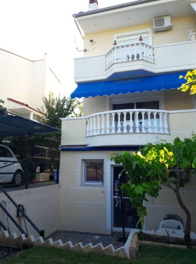 Apartament Christina'S House Nea Iraklitsa Zewnętrze zdjęcie